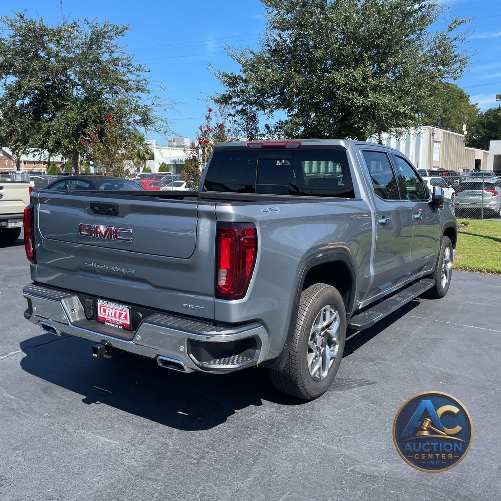 2025 GMC Sierra 1500 SLT
