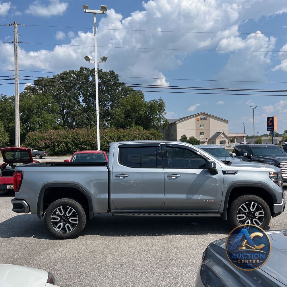 2025 GMC Sierra 1500 AT4