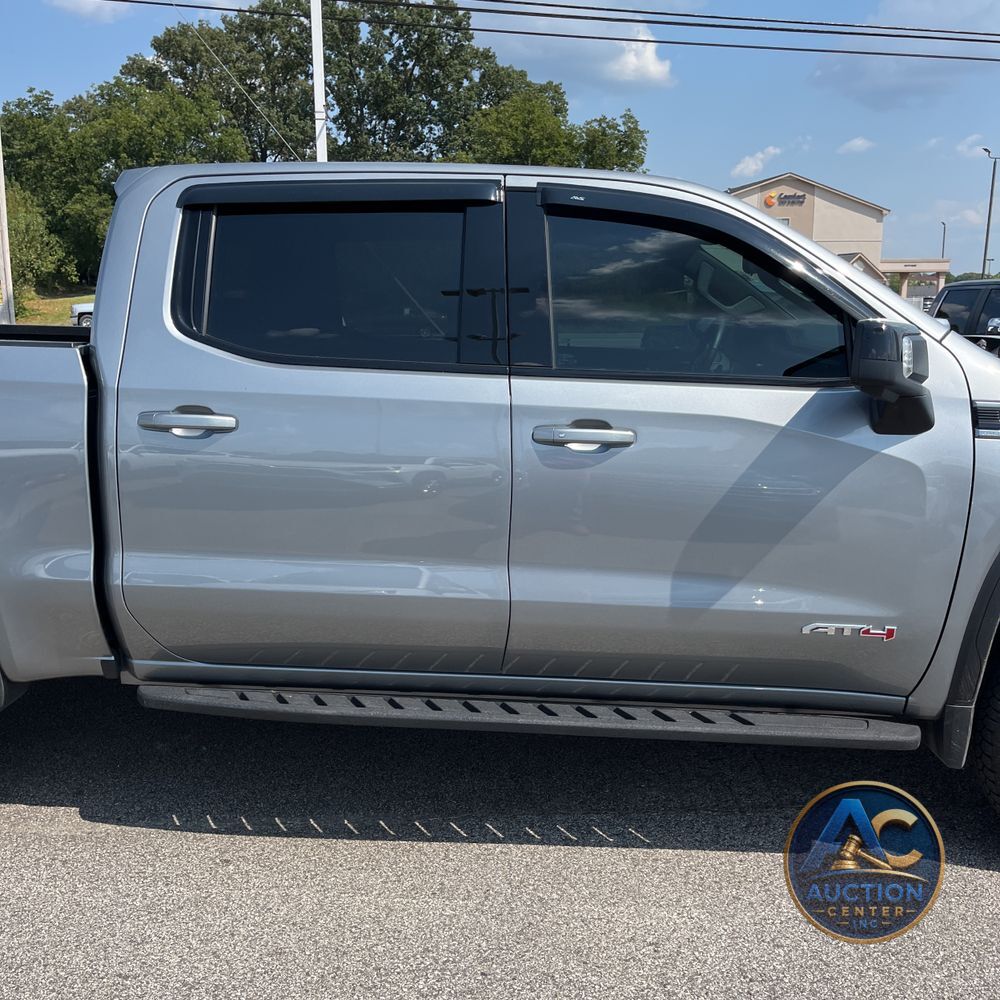 2025 GMC Sierra 1500 AT4