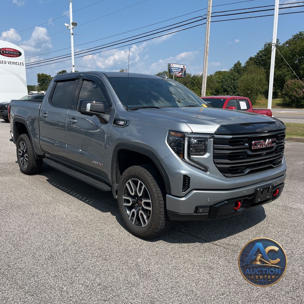 2025 GMC Sierra 1500 AT4