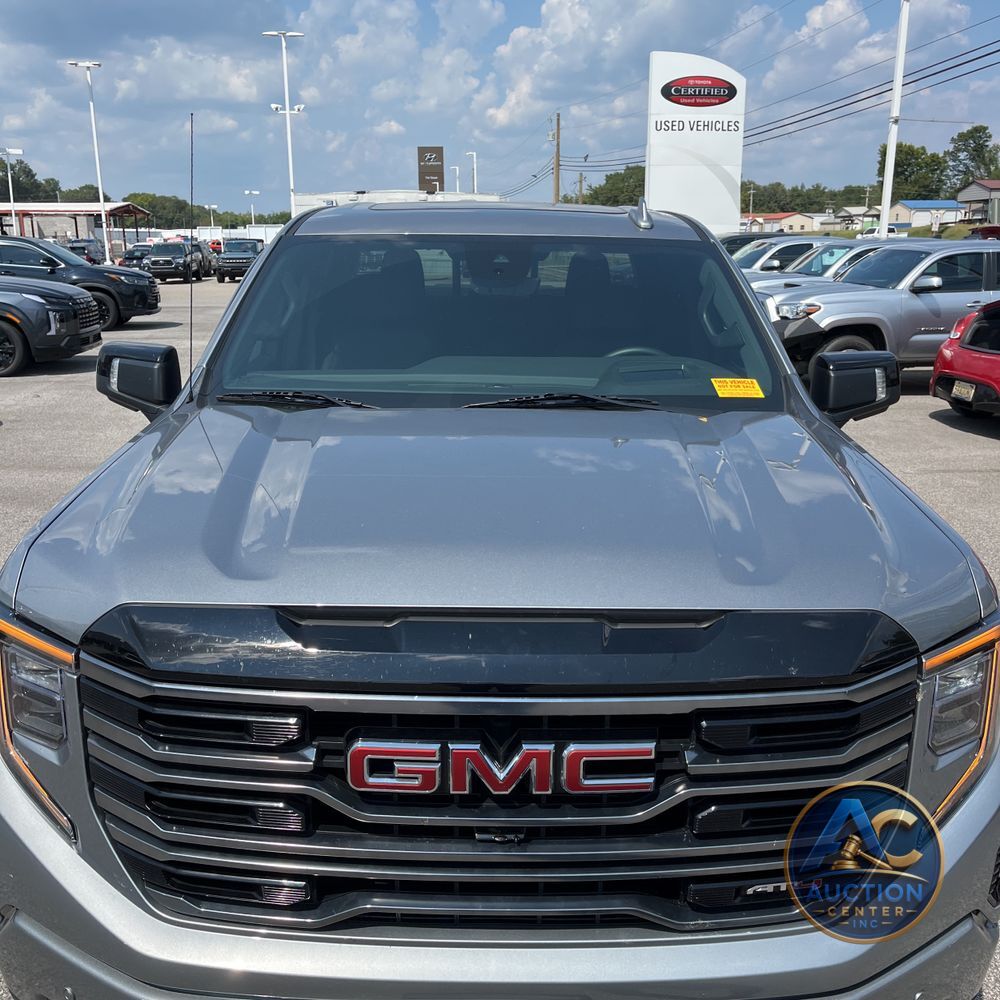 2025 GMC Sierra 1500 AT4