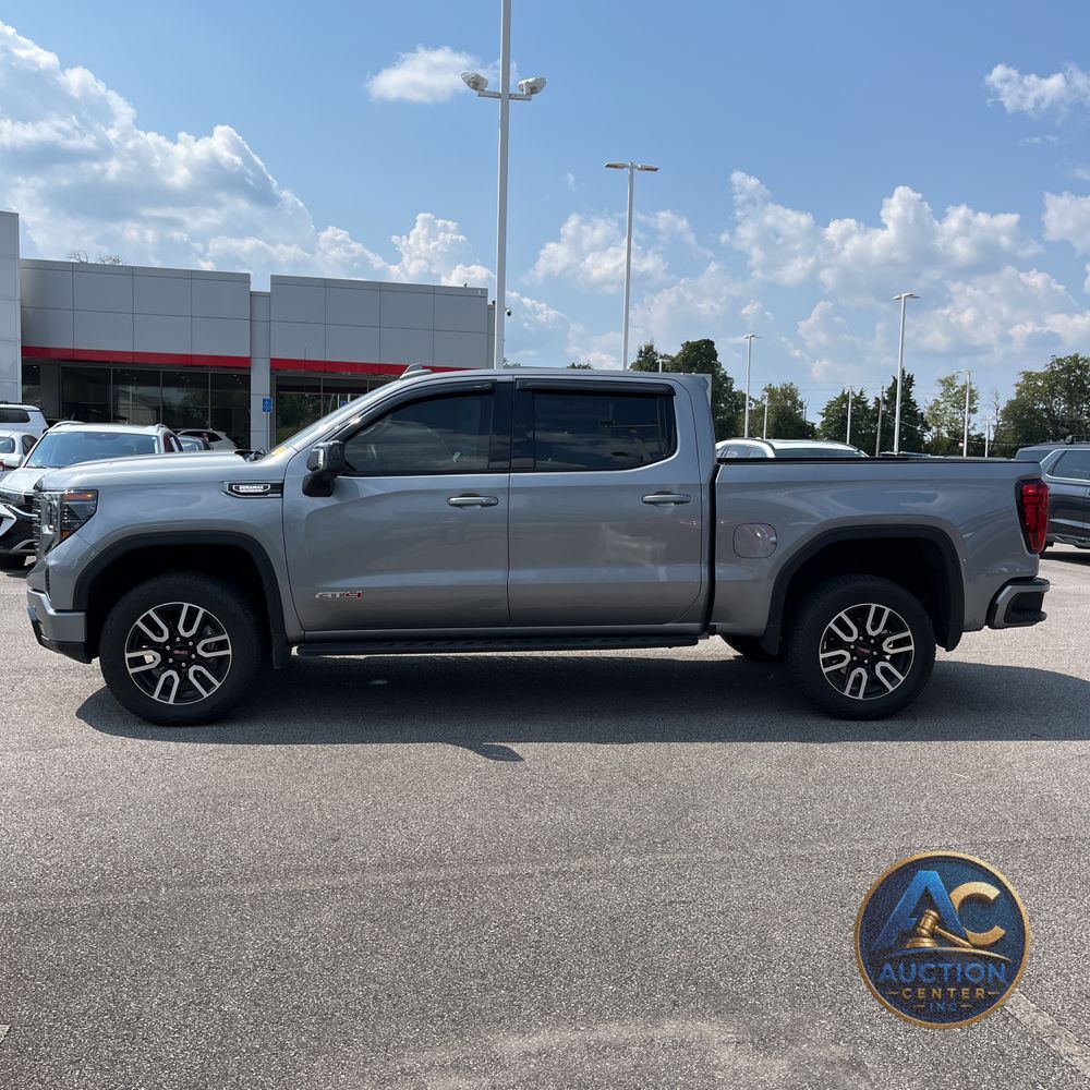 2025 GMC Sierra 1500 AT4