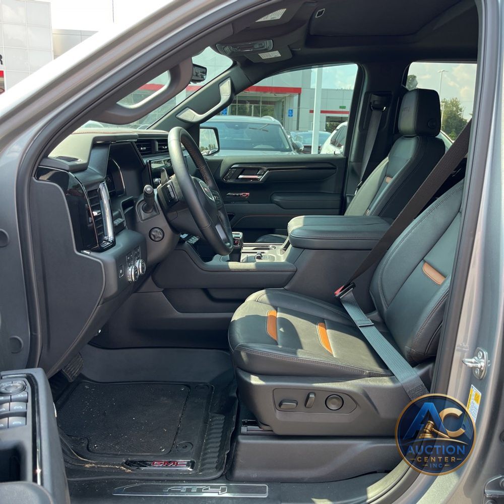 2025 GMC Sierra 1500 AT4