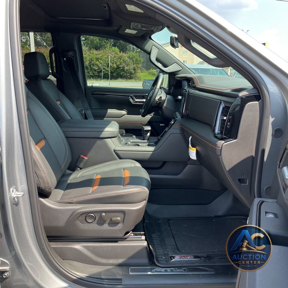2025 GMC Sierra 1500 AT4