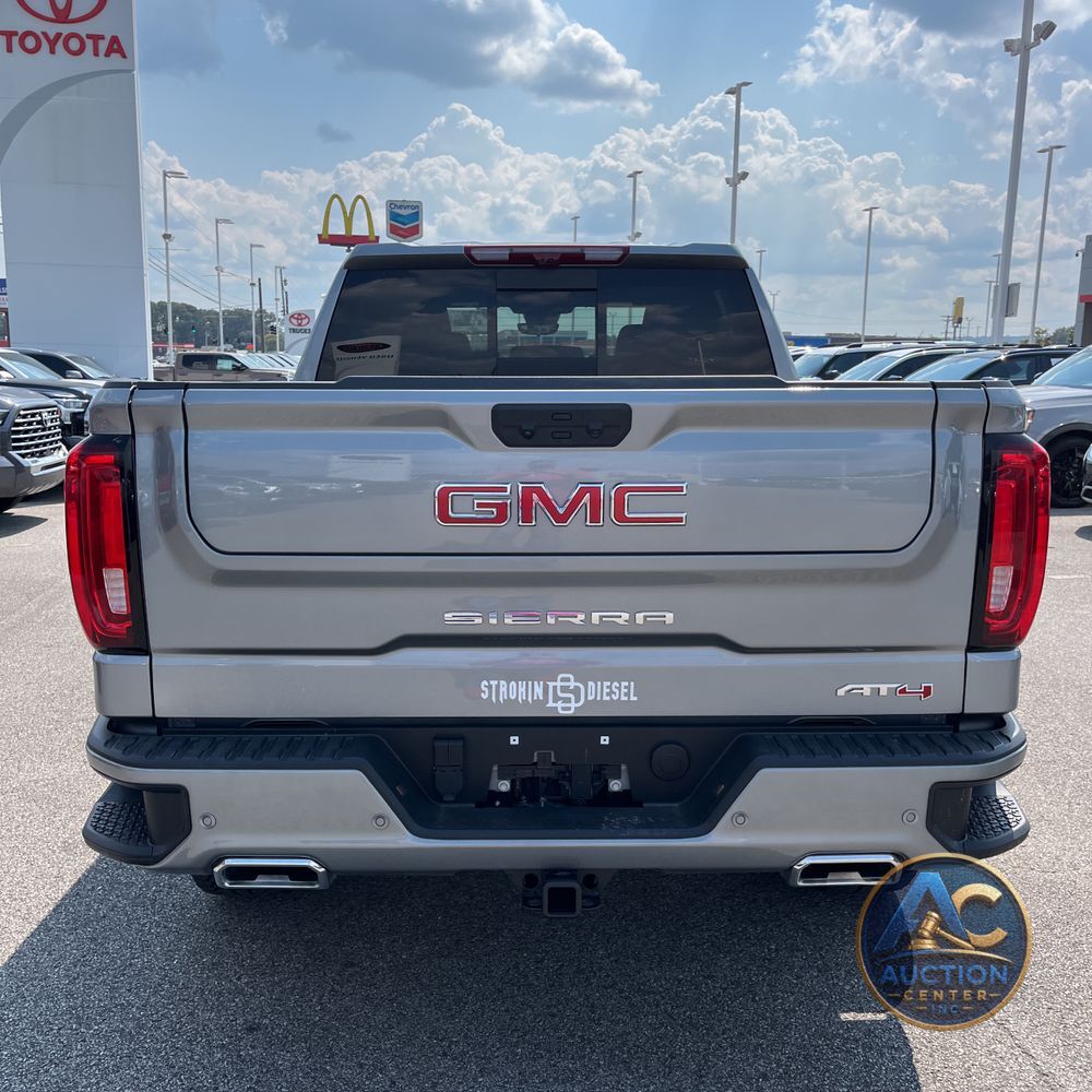 2025 GMC Sierra 1500 AT4