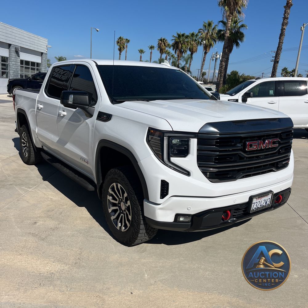 2023 GMC Sierra 1500 AT4
