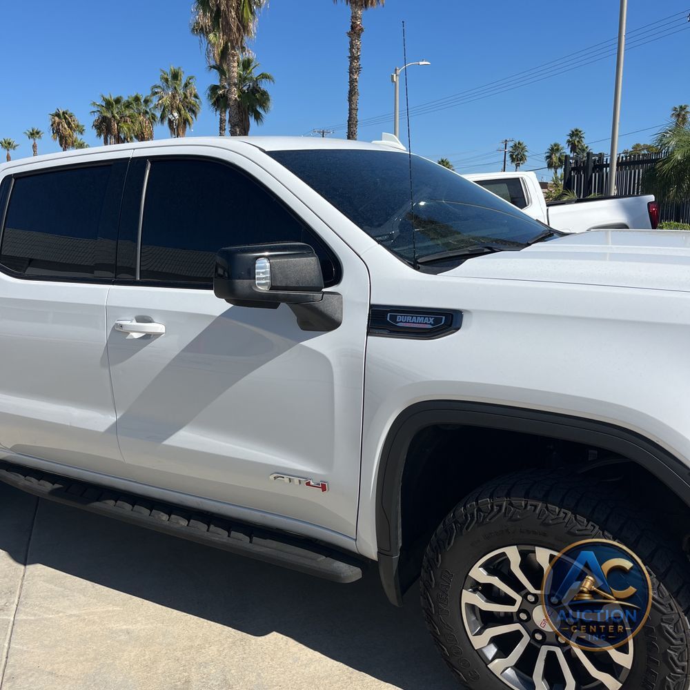 2023 GMC Sierra 1500 AT4