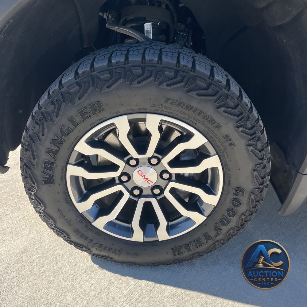 2023 GMC Sierra 1500 AT4