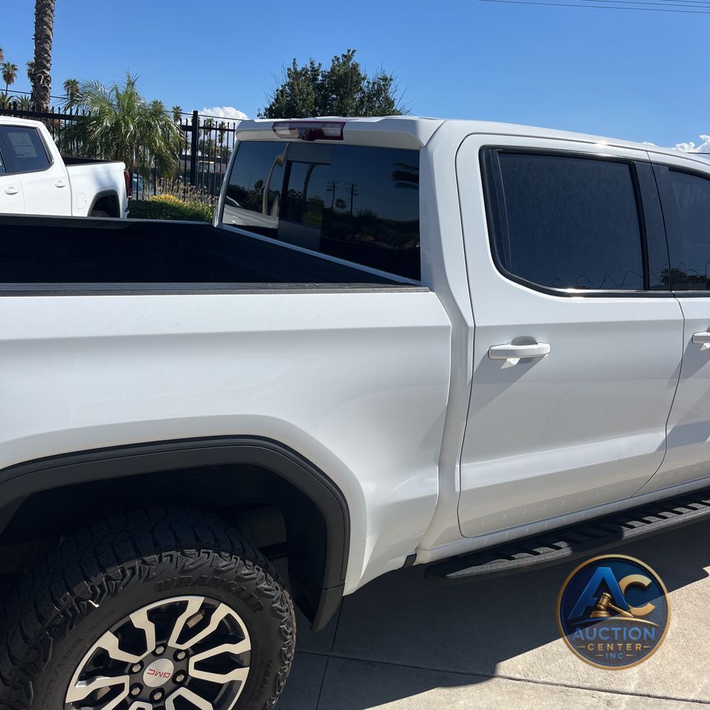 2023 GMC Sierra 1500 AT4