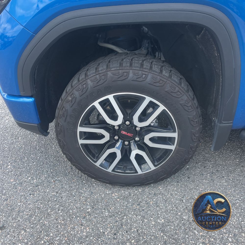 2024 GMC Sierra 1500 AT4