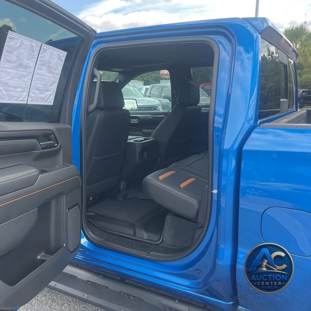2024 GMC Sierra 1500 AT4