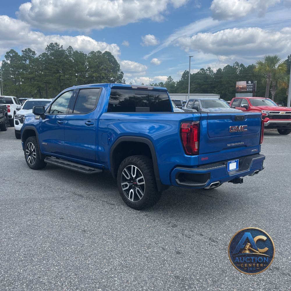 2024 GMC Sierra 1500 AT4
