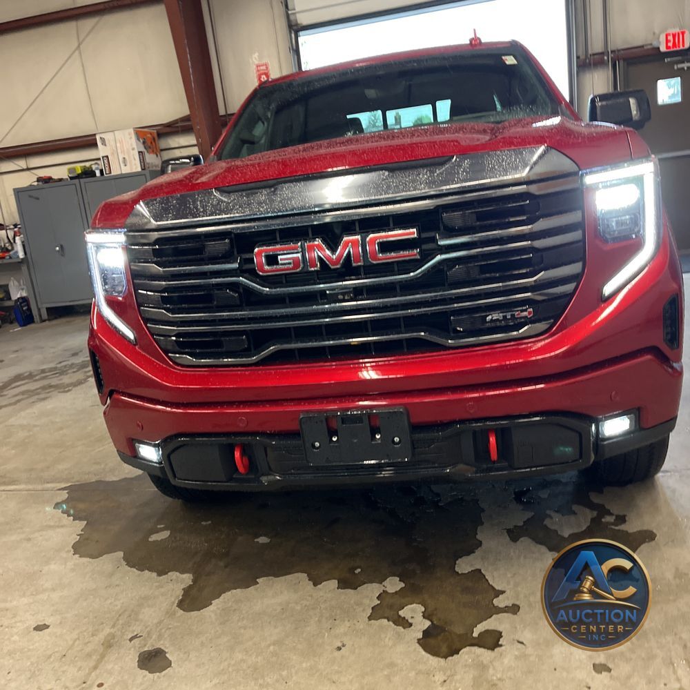 2023 GMC Sierra 1500 AT4