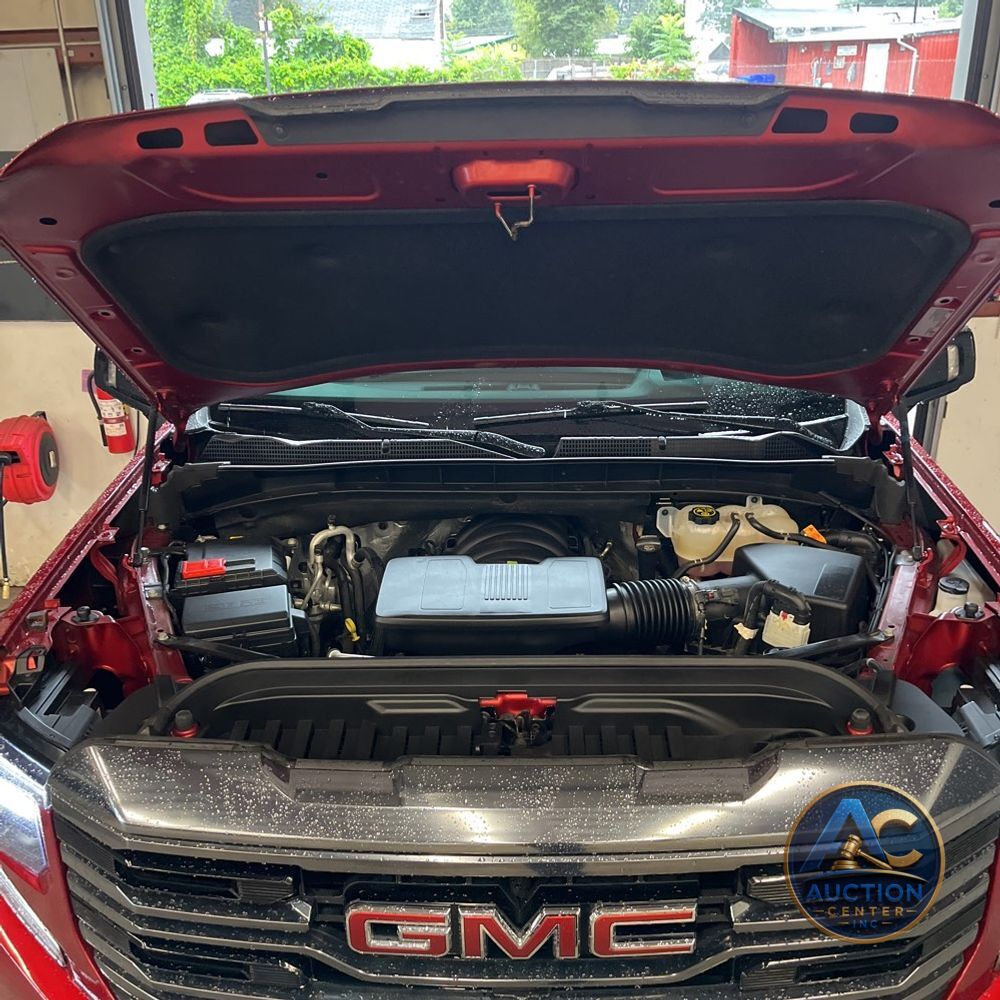 2023 GMC Sierra 1500 AT4