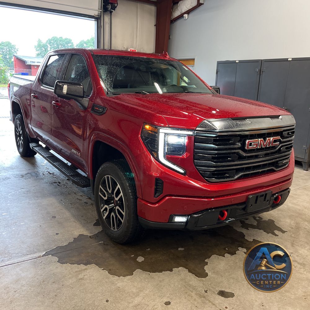 2023 GMC Sierra 1500 AT4