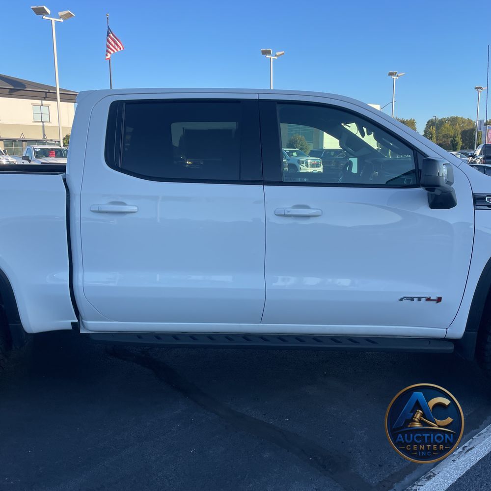 2024 GMC Sierra 1500 AT4