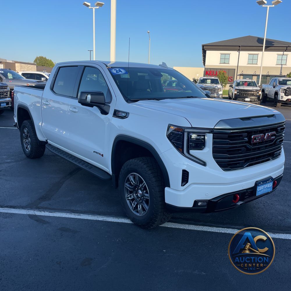 2024 GMC Sierra 1500 AT4