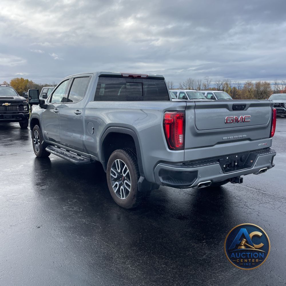 2024 GMC Sierra 1500 AT4