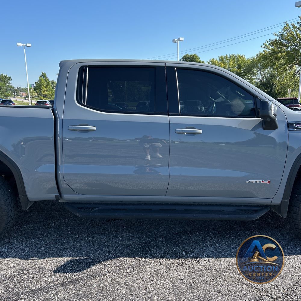 2024 GMC Sierra 1500 AT4