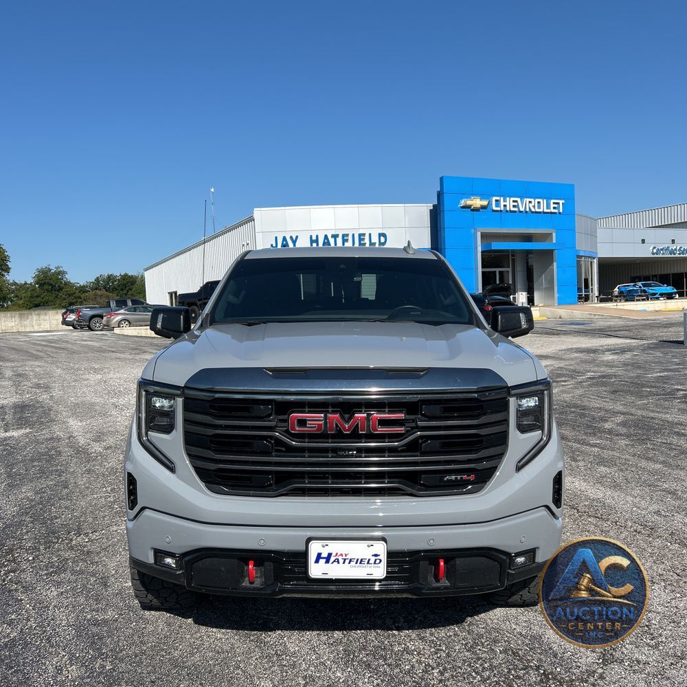 2024 GMC Sierra 1500 AT4