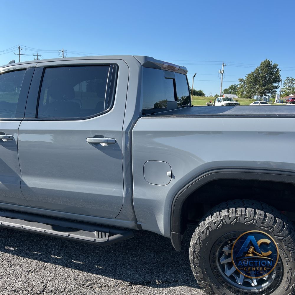 2024 GMC Sierra 1500 AT4