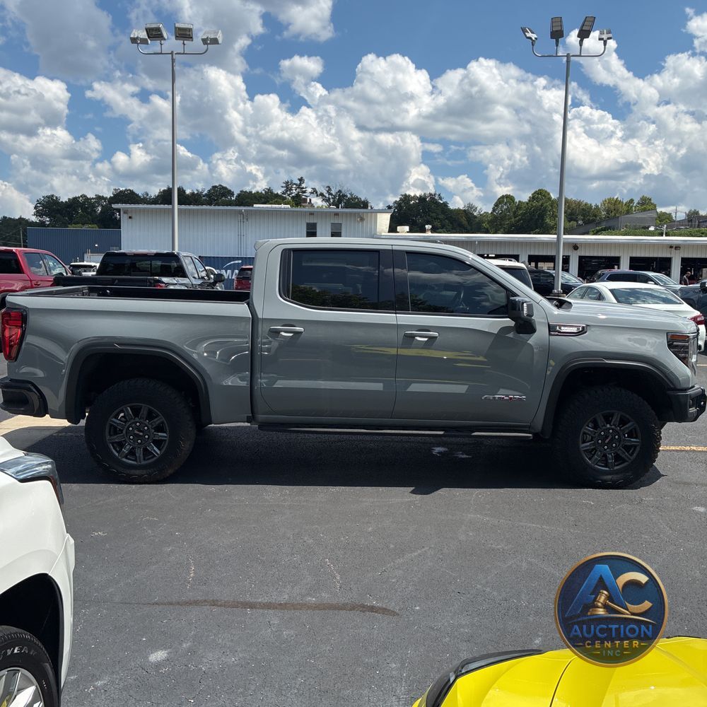 2024 GMC Sierra 1500 AT4X