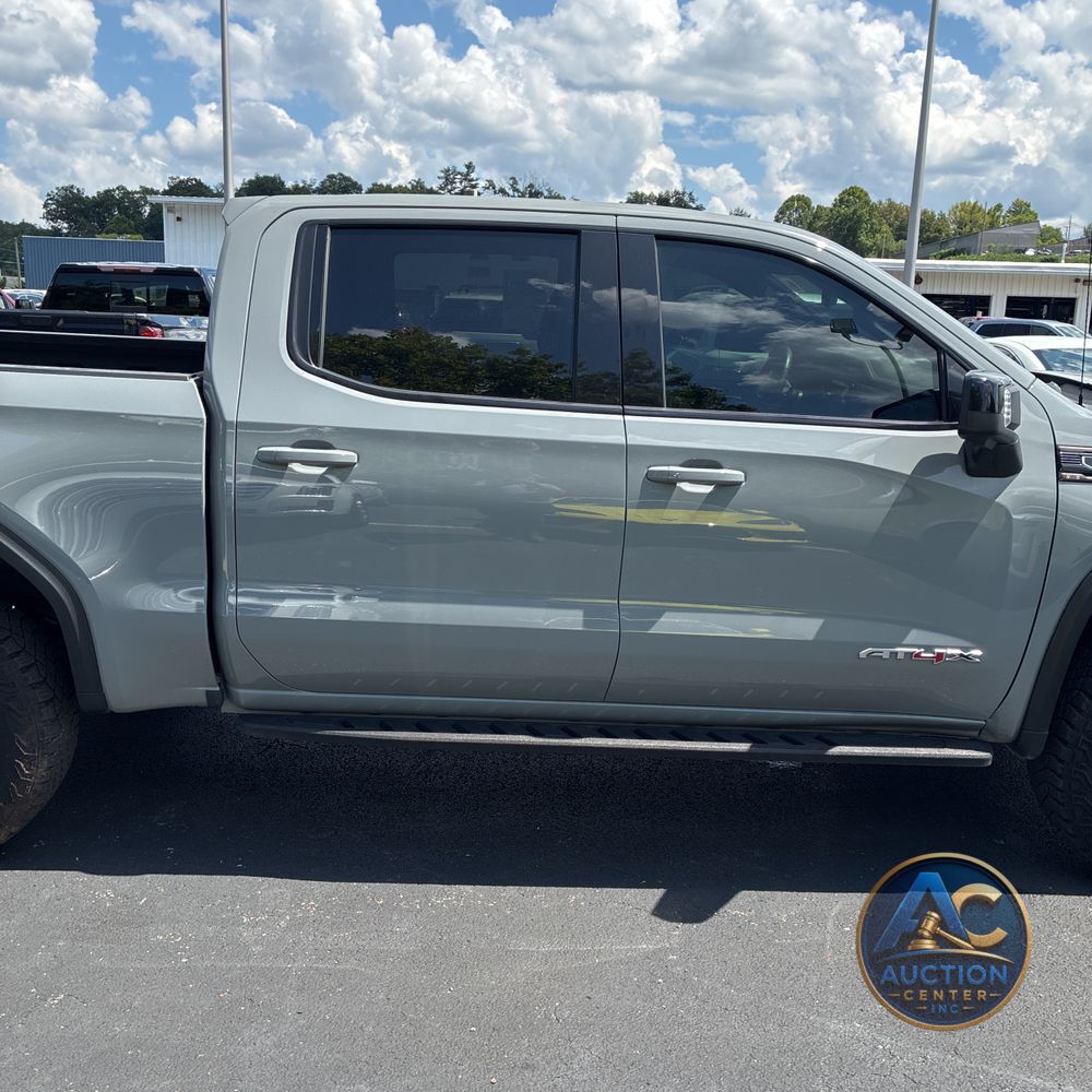 2024 GMC Sierra 1500 AT4X
