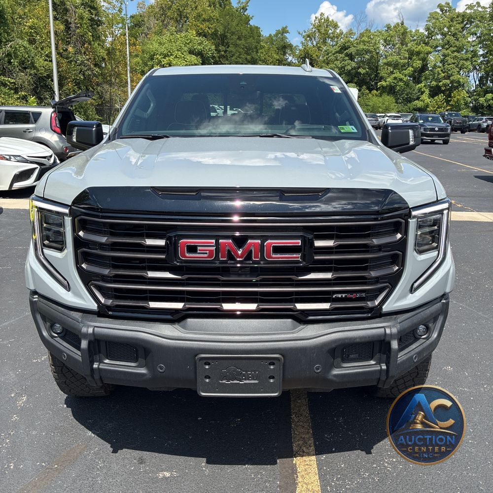 2024 GMC Sierra 1500 AT4X