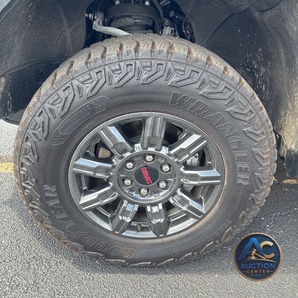 2024 GMC Sierra 1500 AT4X