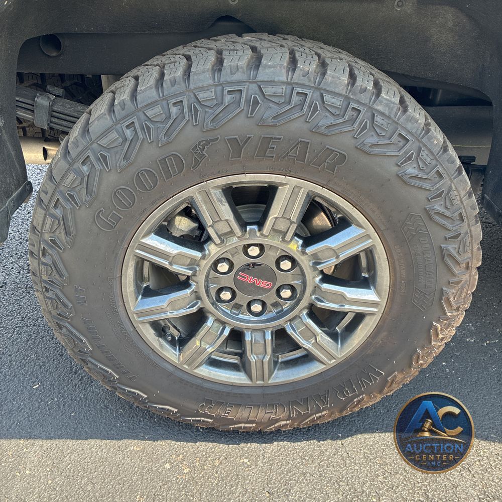 2024 GMC Sierra 1500 AT4X