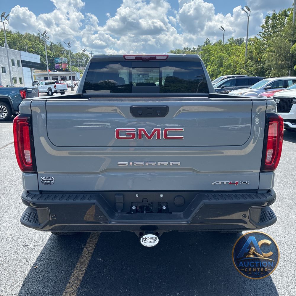 2024 GMC Sierra 1500 AT4X