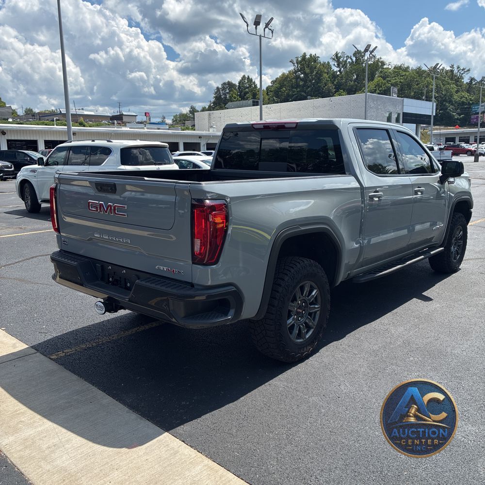 2024 GMC Sierra 1500 AT4X