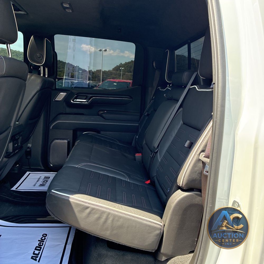 2024 GMC Sierra 1500 AT4X