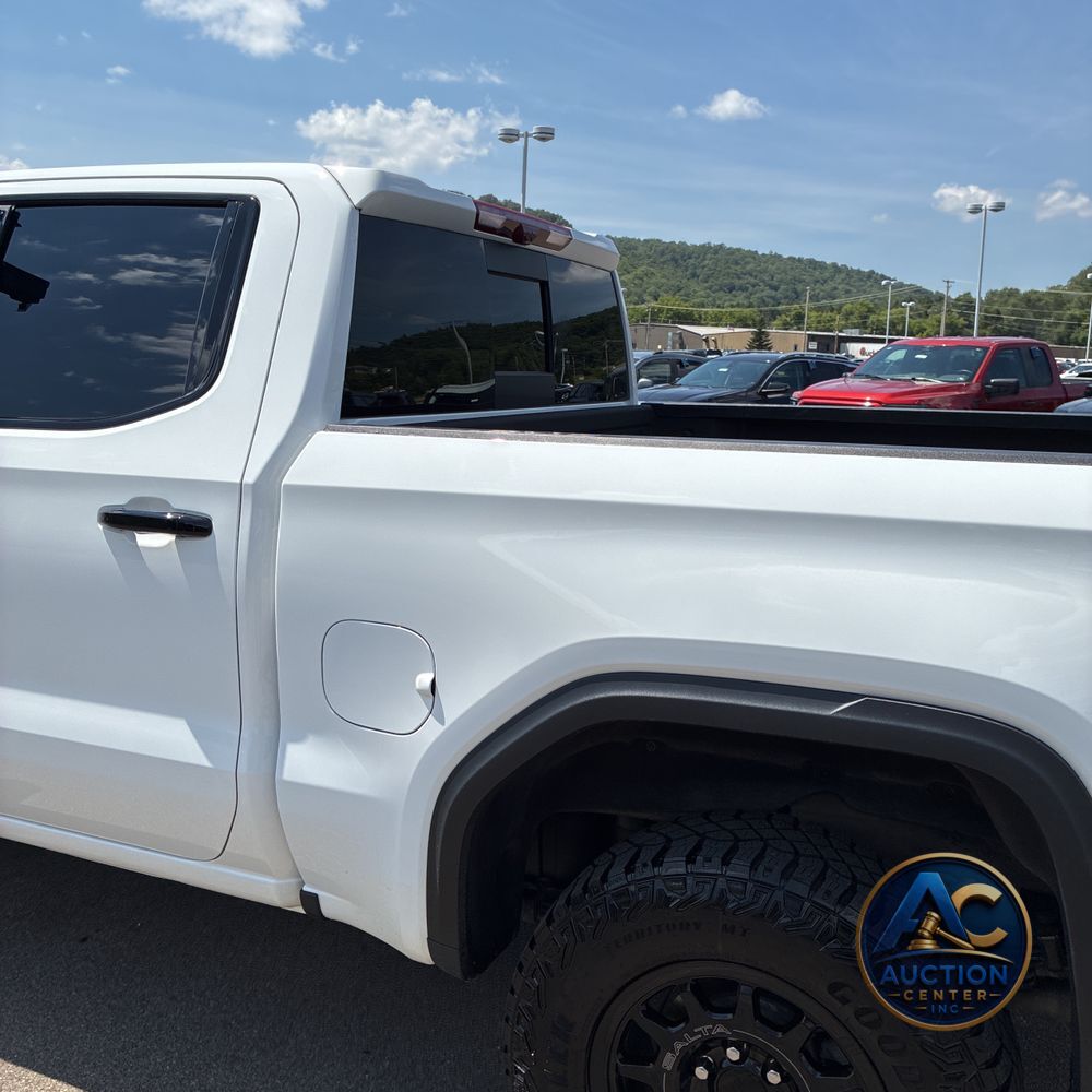 2024 GMC Sierra 1500 AT4X