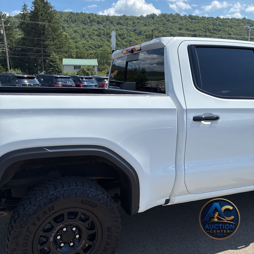 2024 GMC Sierra 1500 AT4X