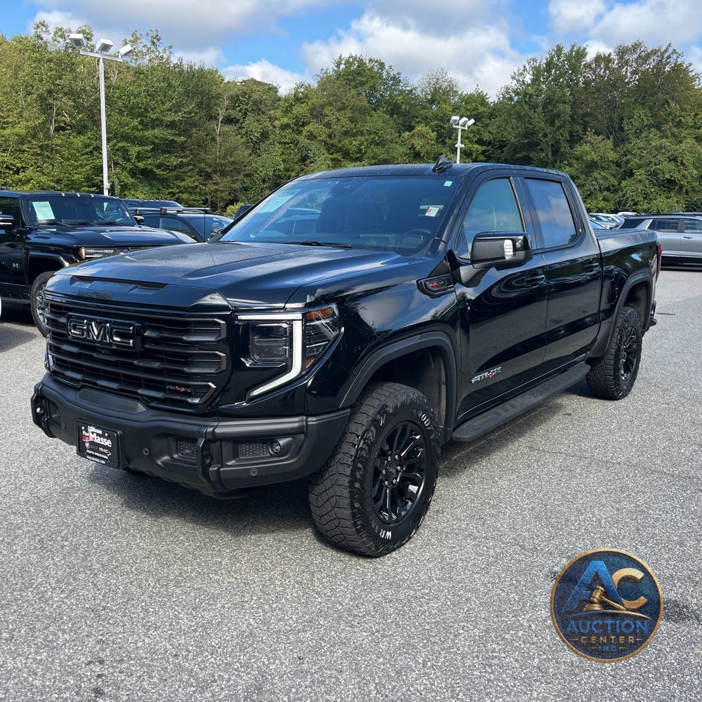 2023 GMC Sierra 1500 AT4X