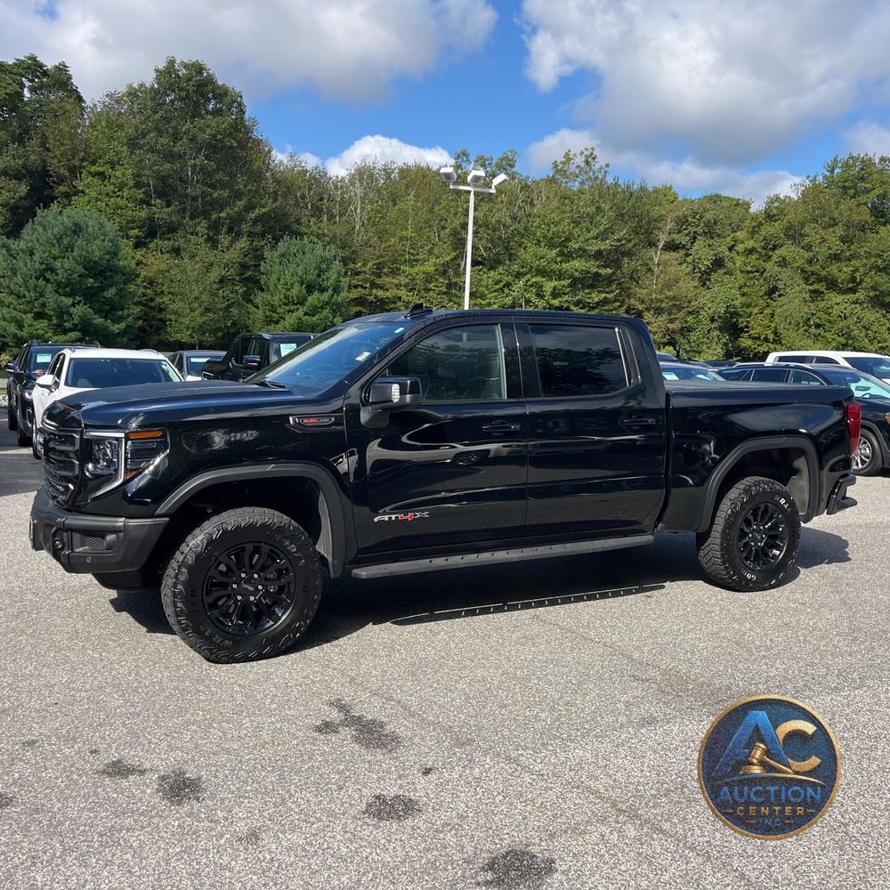 2023 GMC Sierra 1500 AT4X