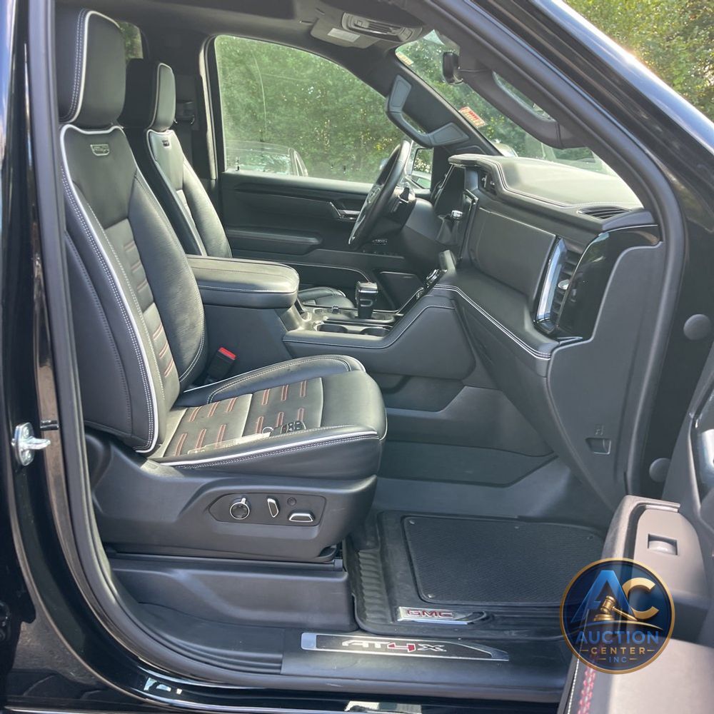 2023 GMC Sierra 1500 AT4X