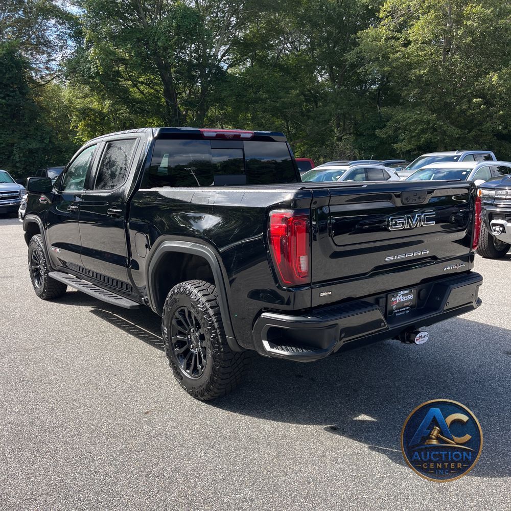 2023 GMC Sierra 1500 AT4X