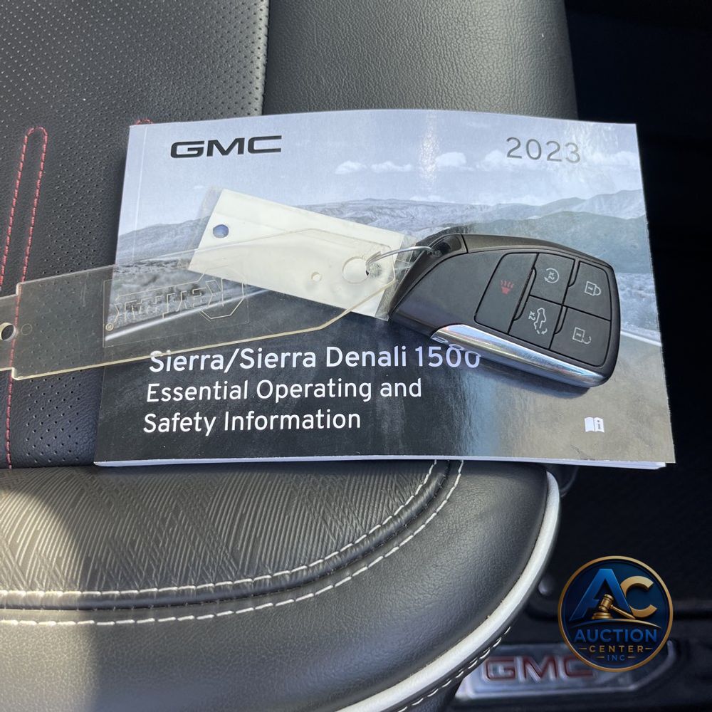 2023 GMC Sierra 1500 AT4X