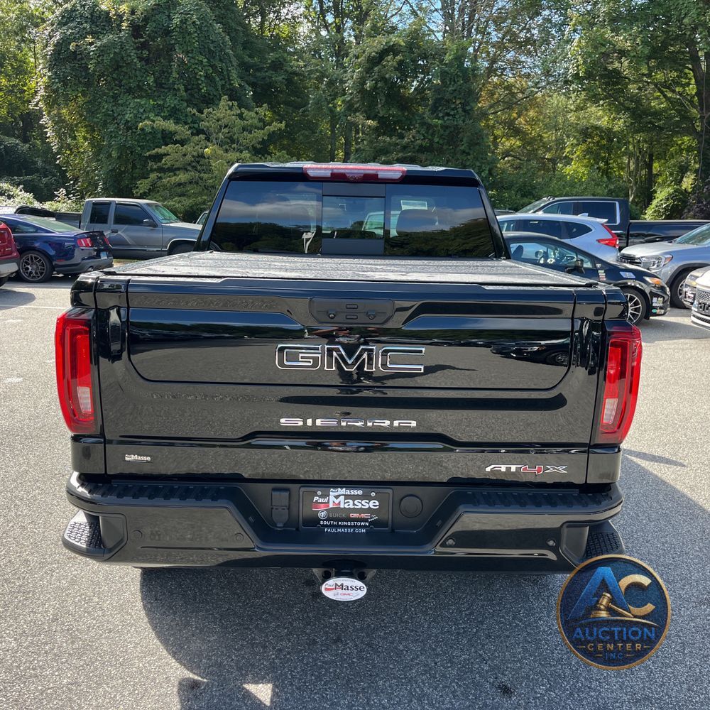 2023 GMC Sierra 1500 AT4X