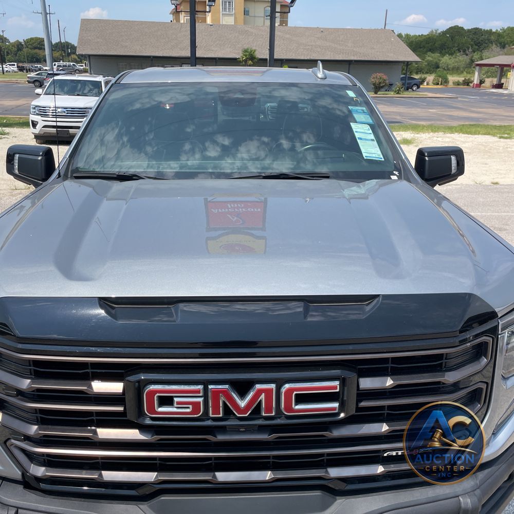 2023 GMC Sierra 1500 AT4X