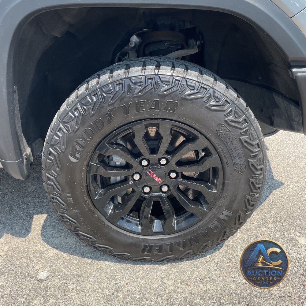 2023 GMC Sierra 1500 AT4X