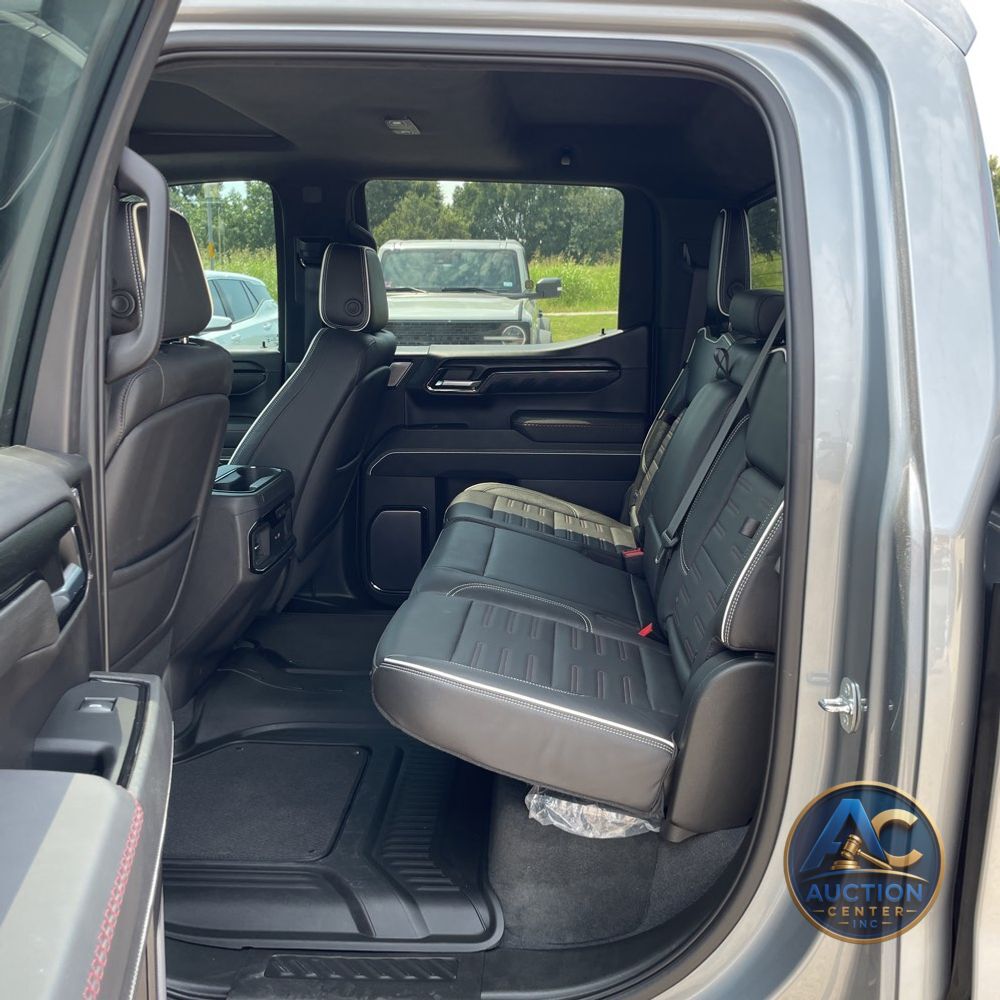 2023 GMC Sierra 1500 AT4X