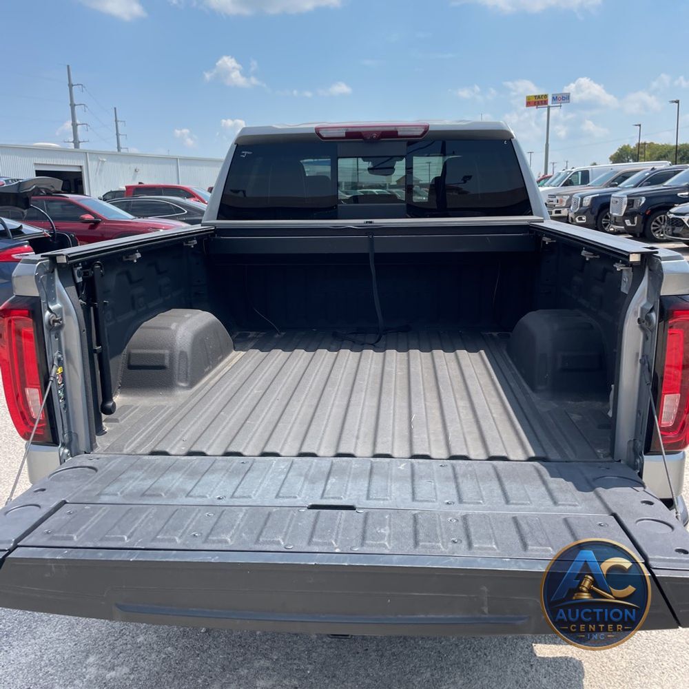 2023 GMC Sierra 1500 AT4X