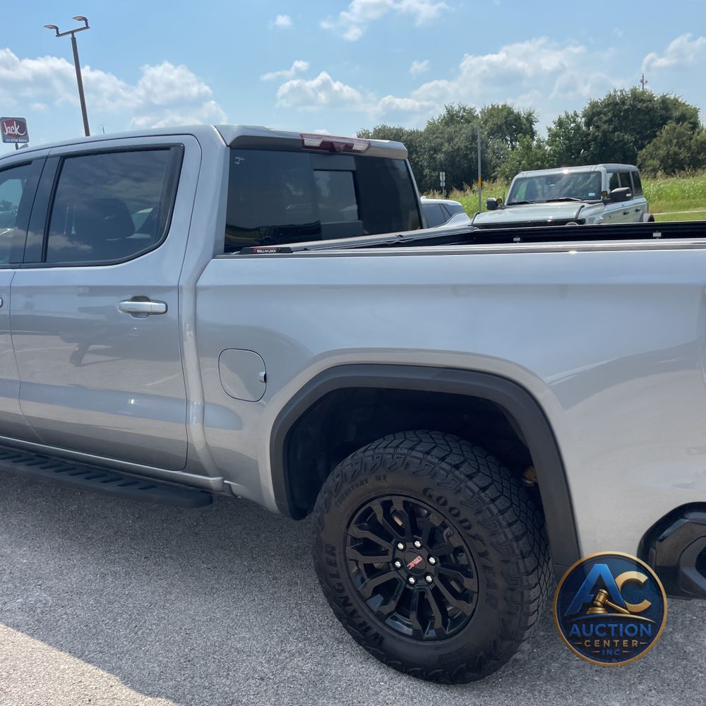 2023 GMC Sierra 1500 AT4X