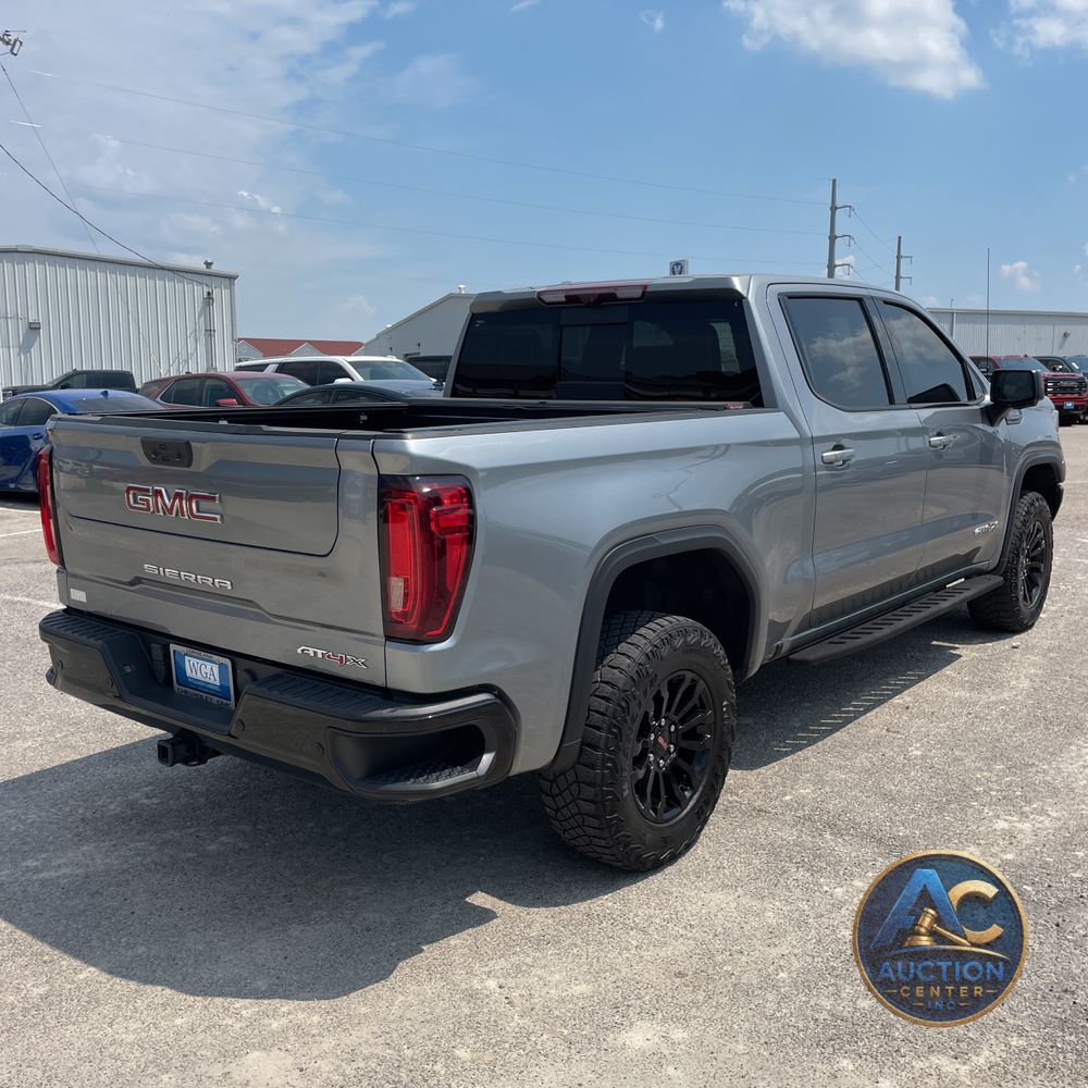 2023 GMC Sierra 1500 AT4X