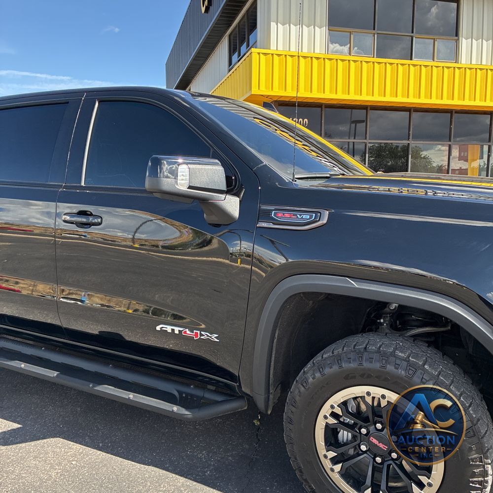 2024 GMC Sierra 1500 AT4X