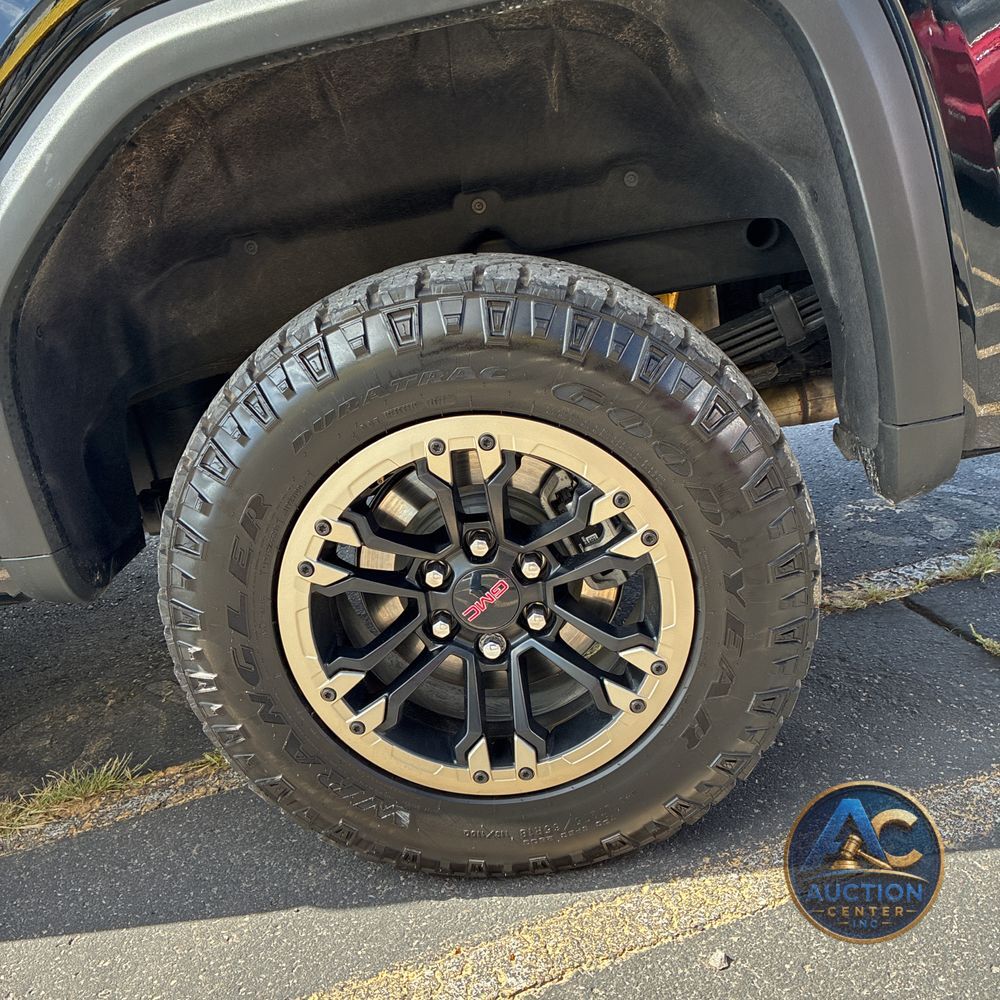 2024 GMC Sierra 1500 AT4X