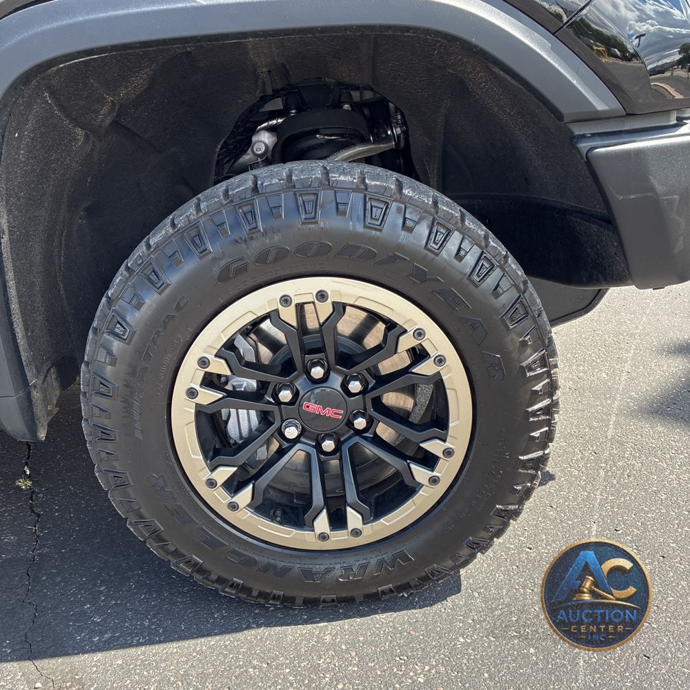 2024 GMC Sierra 1500 AT4X